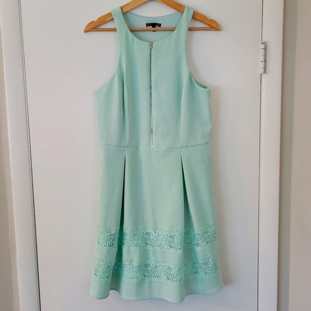 Express mint lace zipper front sleeveless dress size 12
